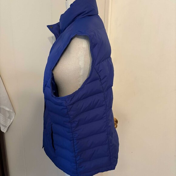Land's End Blue Puffer Vest - Size XL - Picture 3 of 8